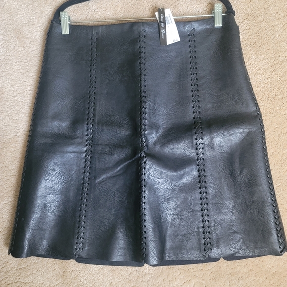 Olivia & Grace Dresses & Skirts - Olivia & Grace Faux Leather skirt (New w/tags)
